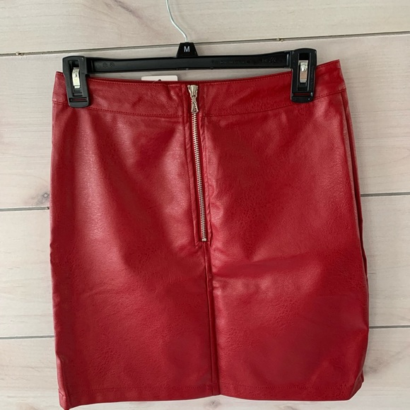 Dark Red Skirt, High Waisted - Picture 5 of 5